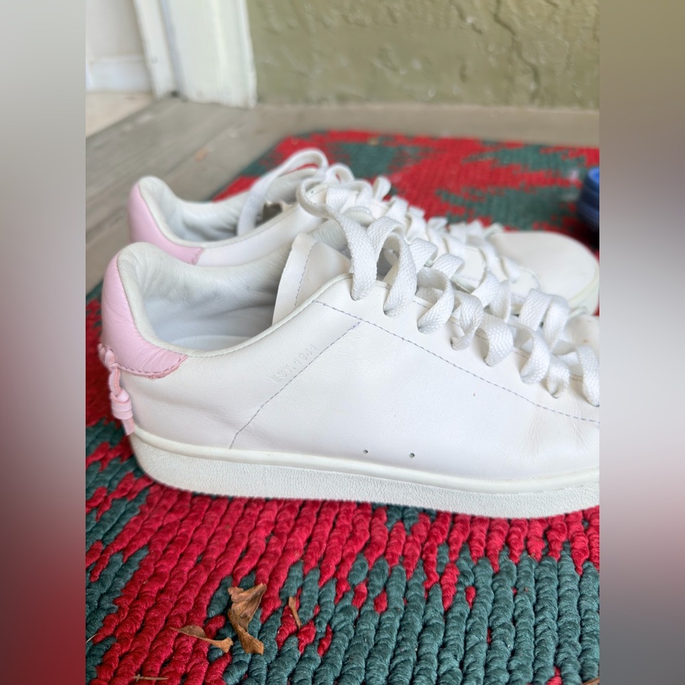Coach size 8 women White & Pink Low-Top Leather - Picture 4 of 8
